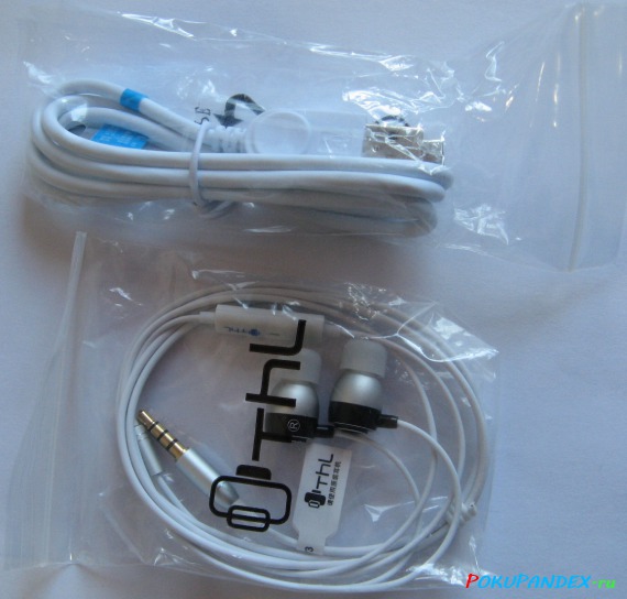 Комплектация Thl w3 - наушники и USB-кабель для зарядки и синхронизации с компьютером