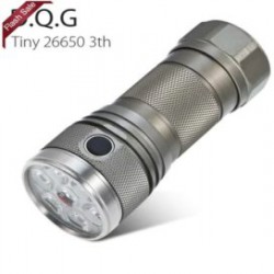 DQG Tiny - "крошечный" EDC фонарь под 26 650